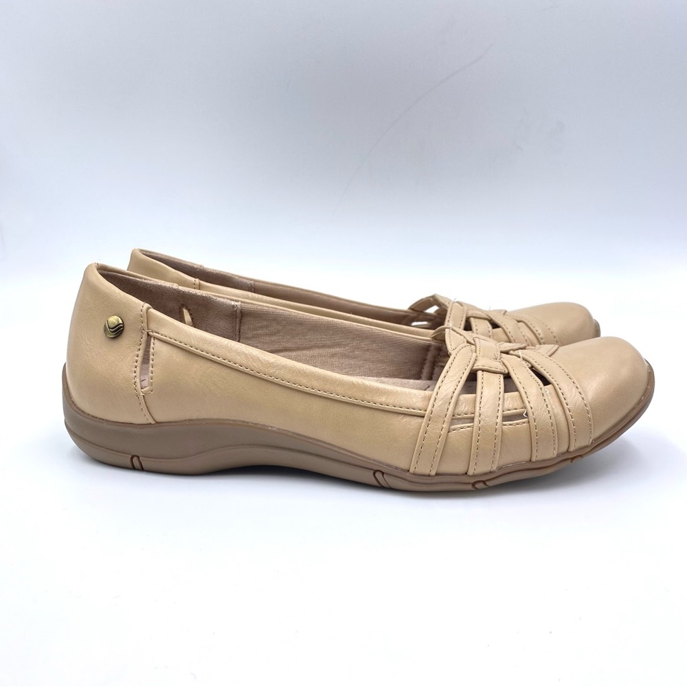 LifeStride Womens Size 6 Beige Tan Brown Faux Vegan Leather‎ Ballet Flats Shoes